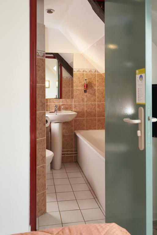Chambres D'Hotes Du Colvert Forges-les-Eaux Εξωτερικό φωτογραφία