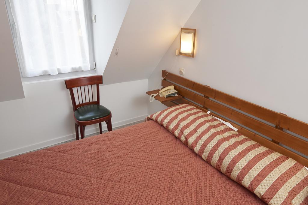 Chambres D'Hotes Du Colvert Forges-les-Eaux Εξωτερικό φωτογραφία